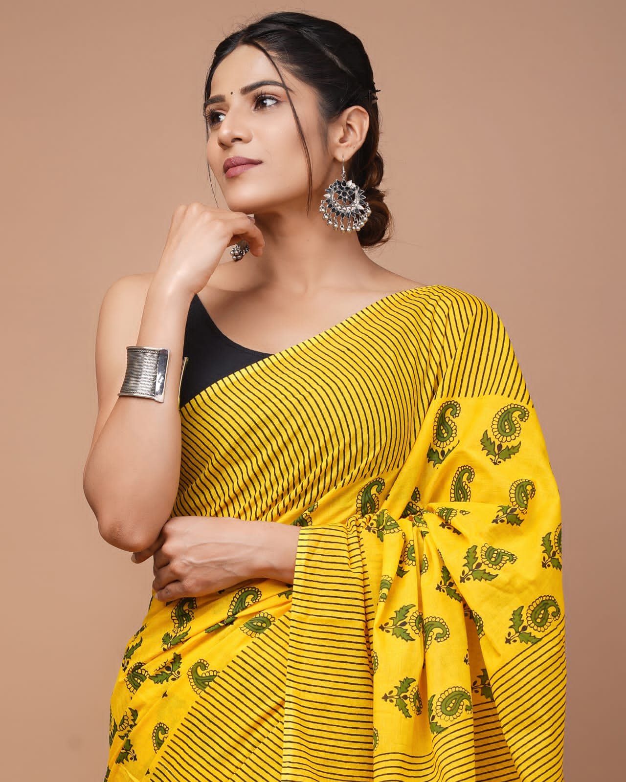 mc11 hand block printed pure mulmul cotton saree with blouse piece – yellow & green mc11 hand block printed pure mulmul cotton saree with blouse piece – yellow & green