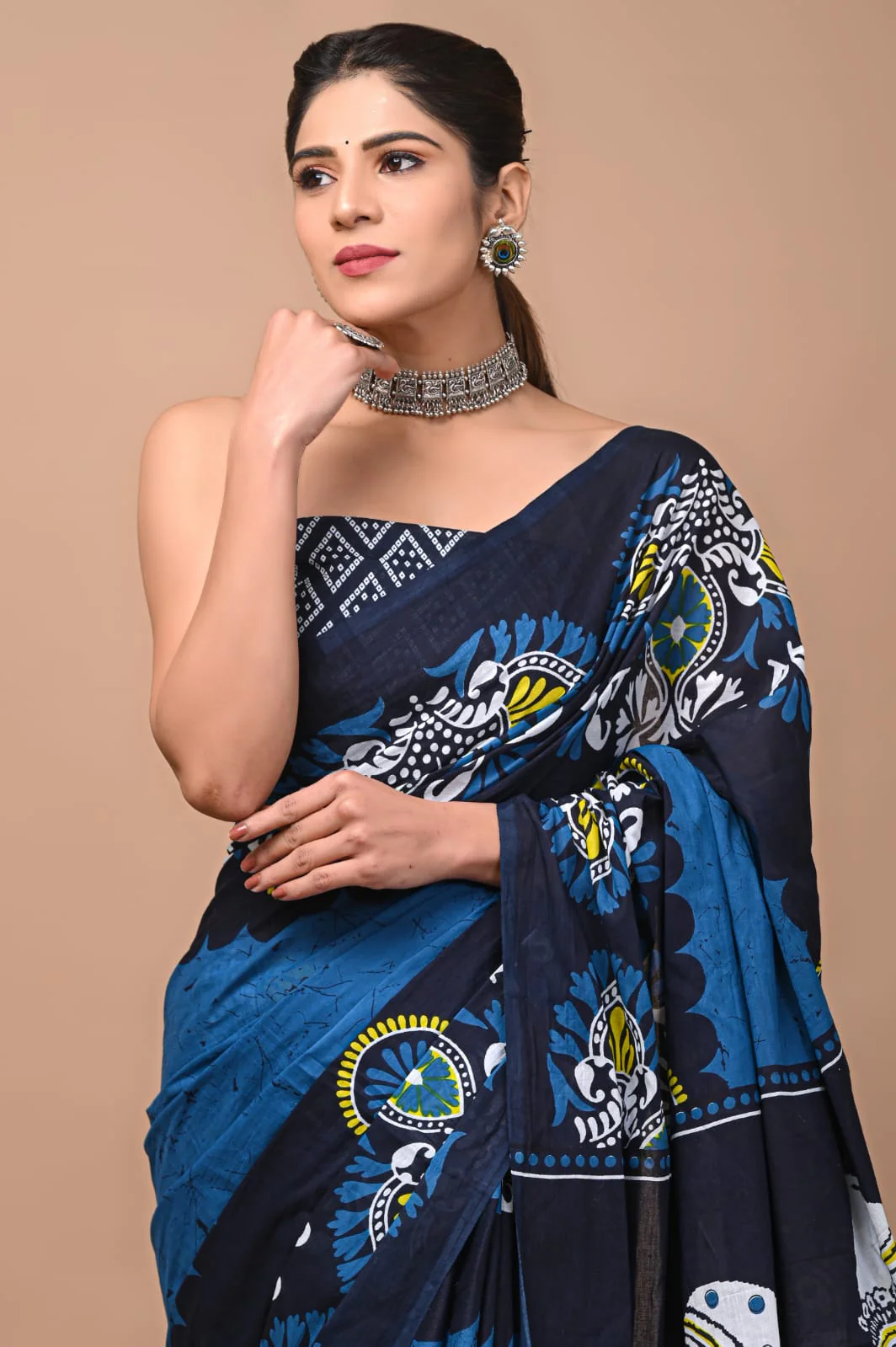 mc16 hand block printed pure mulmul cotton saree with blouse piece – black & blue mc16 hand block printed pure mulmul cotton saree with blouse piece – black & blue
